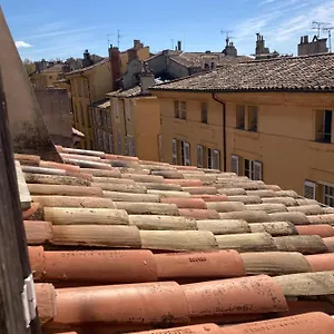 https://la-maison-sur-les-toits.aixenprovencehotels.org