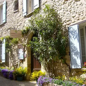 https://maison-provencale-venasque.fr-provencehotel.com
