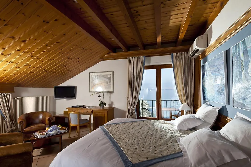 ****  Hotel Restaurant Du Port Yvoire France